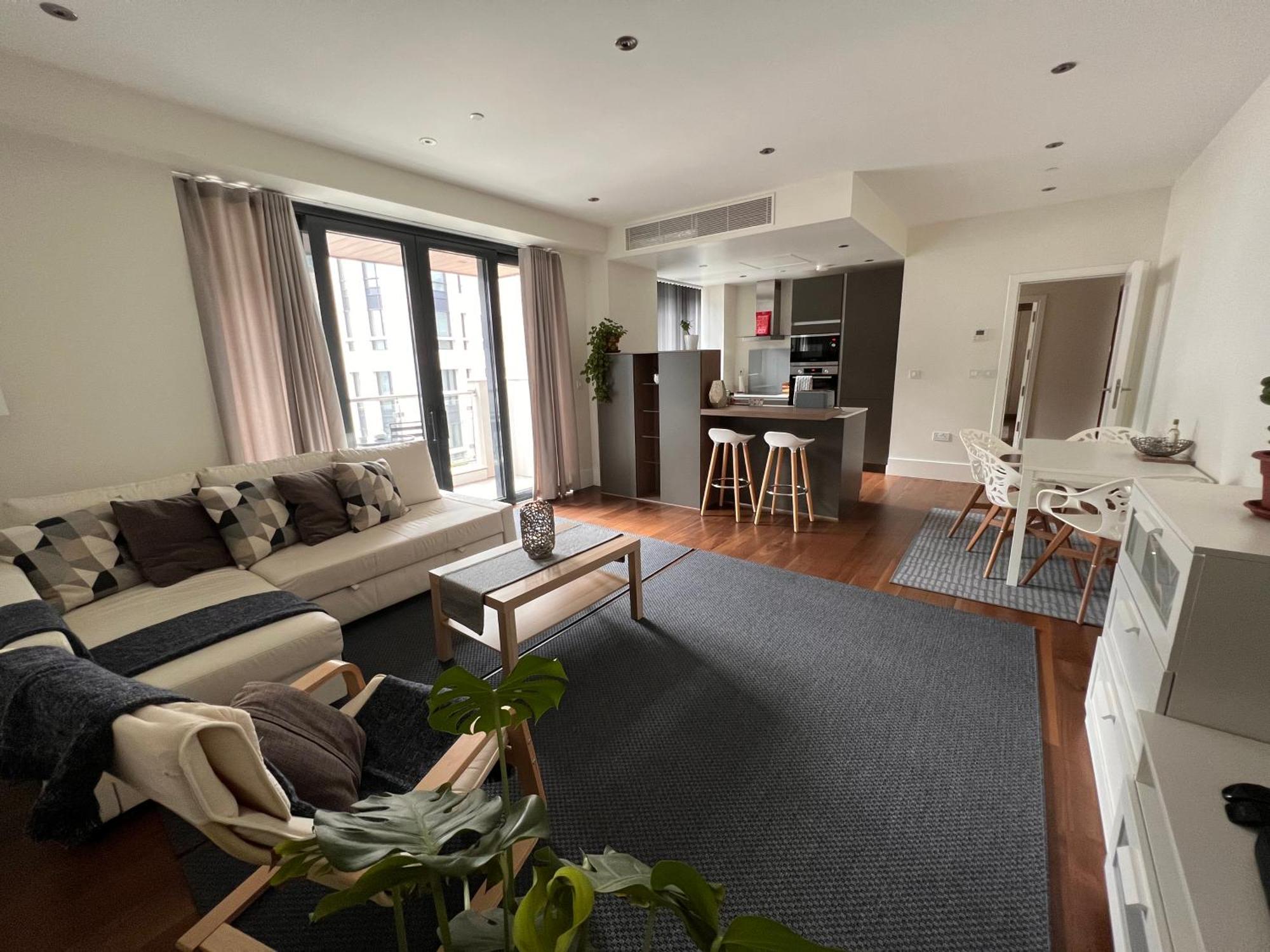 Deluxe 1-Bed Apartment In The City Centre ジブラルタル エクステリア 写真